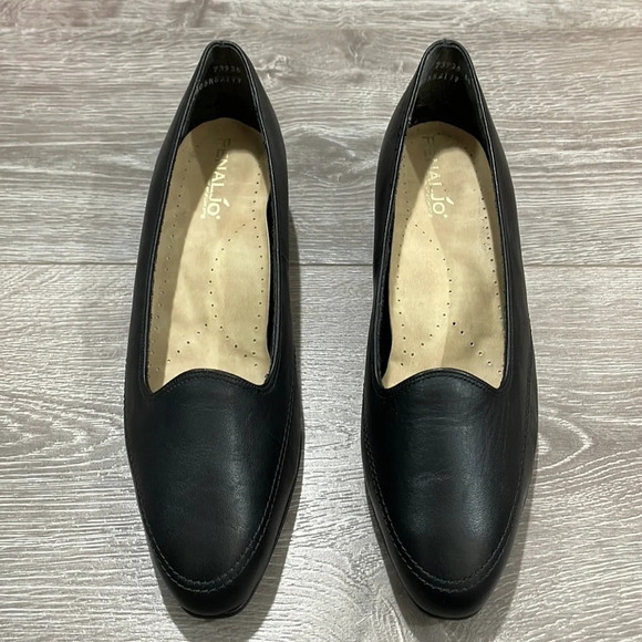 NWOT Vintage Penaljo The Fine Art of Comfort Black Leather 1 inch Heels 9 W - Picture 2 of 15